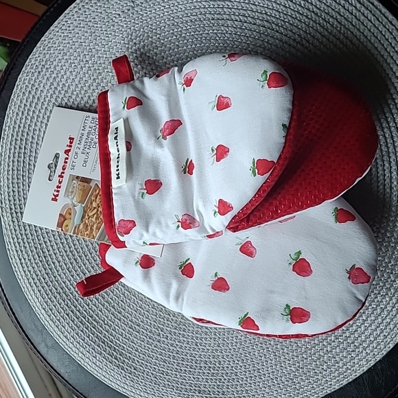 🍓KitchenAid Mini Mitts - Picture 1 of 6